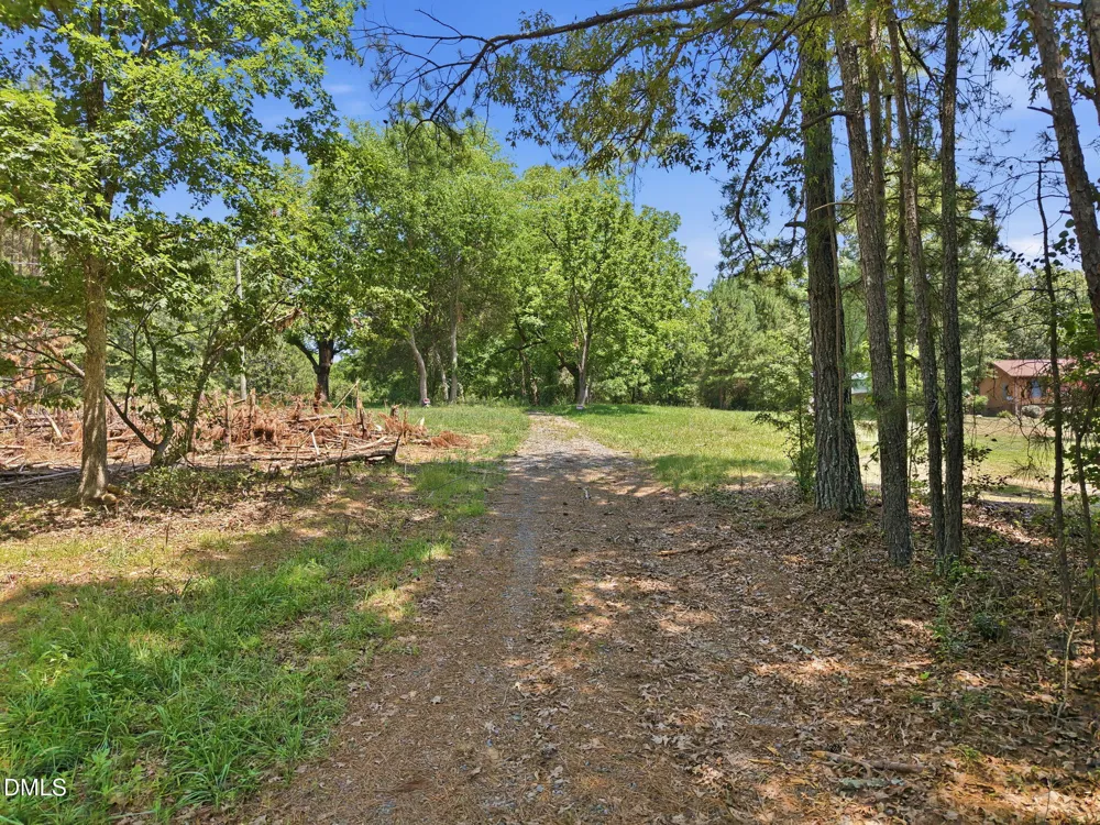 2185 Hanks Chapel Road Pittsboro, NC 27312