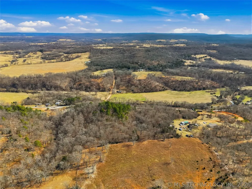 4735 ROAD Stilwell, OK 74960