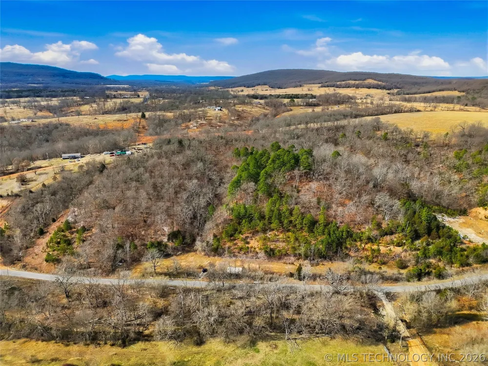 4735 ROAD Stilwell, OK 74960