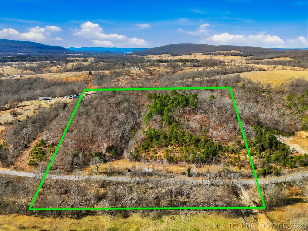 4735 ROAD Stilwell, OK 74960