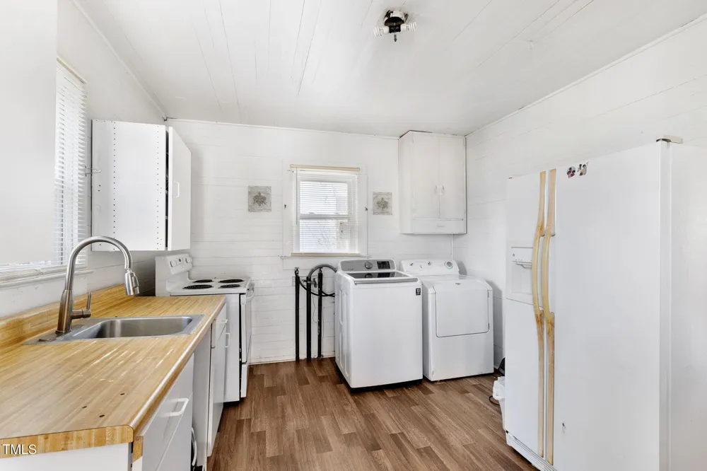 805 S 11th Street Lillington, NC 27546