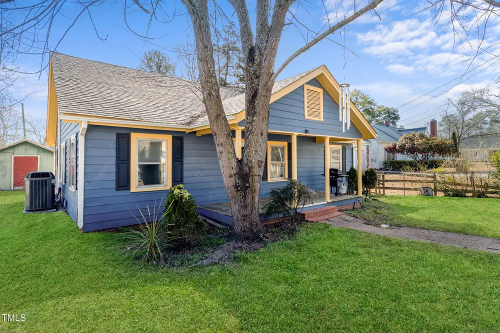 805 S 11th Street Lillington, NC 27546