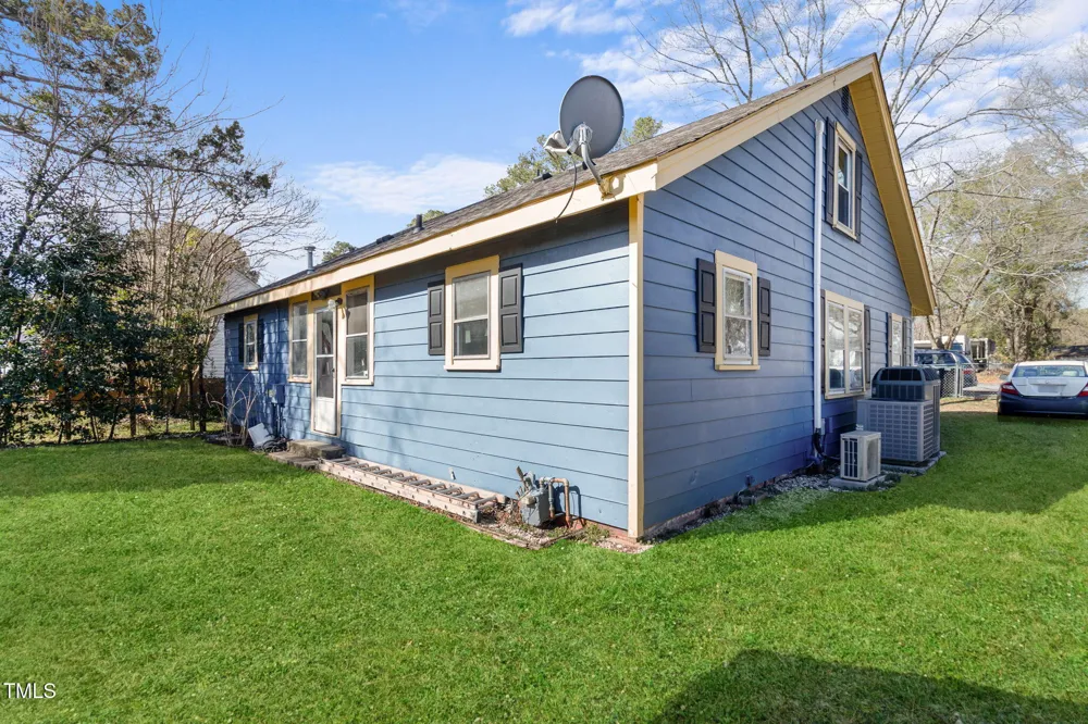805 S 11th Street Lillington, NC 27546