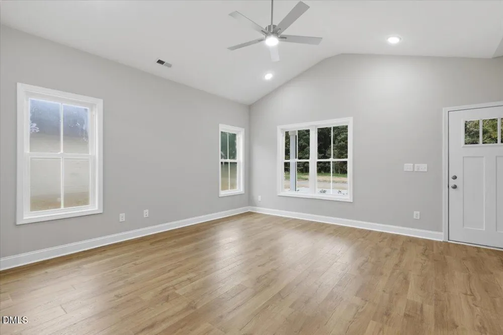 4274 Ellis Avenue Farmville, NC 27828