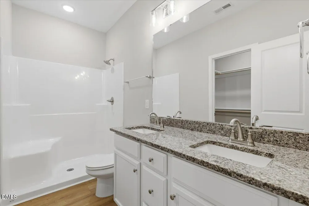 4274 Ellis Avenue Farmville, NC 27828