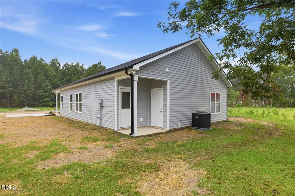 4274 Ellis Avenue Farmville, NC 27828