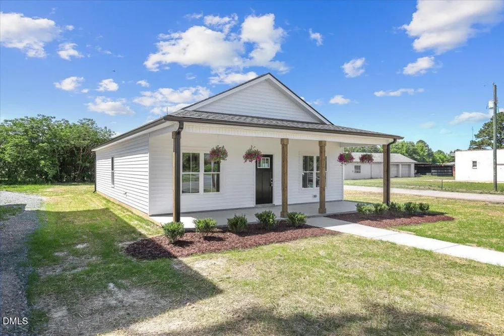 4274 Ellis Avenue Farmville, NC 27828