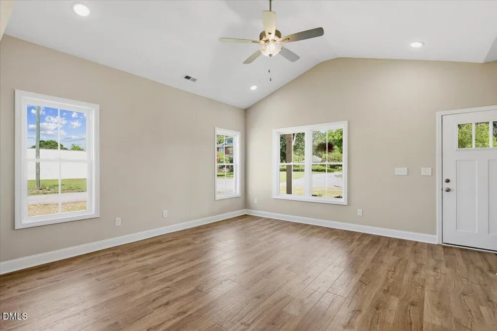 4274 Ellis Avenue Farmville, NC 27828