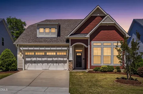 821 Traditions Ridge Drive