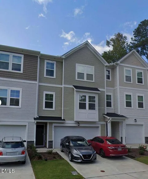 1056 Lily Loch Way