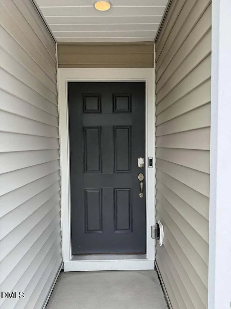 1056 Lily Loch Way Durham, NC 27703