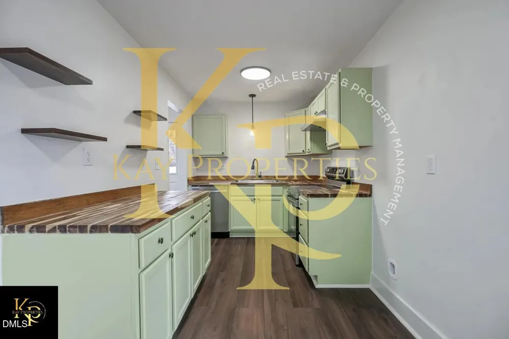 1207 Jackson Street Burlington, NC 27217