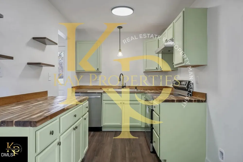 1207 Jackson Street Burlington, NC 27217