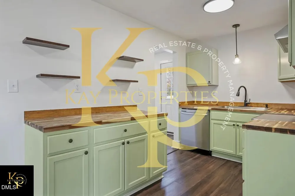 1207 Jackson Street Burlington, NC 27217