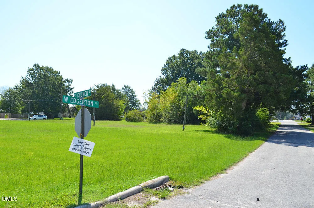 202 S Church Street Kenly, NC 27542