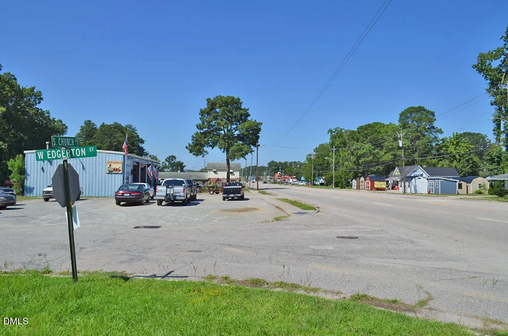 202 S Church Street Kenly, NC 27542