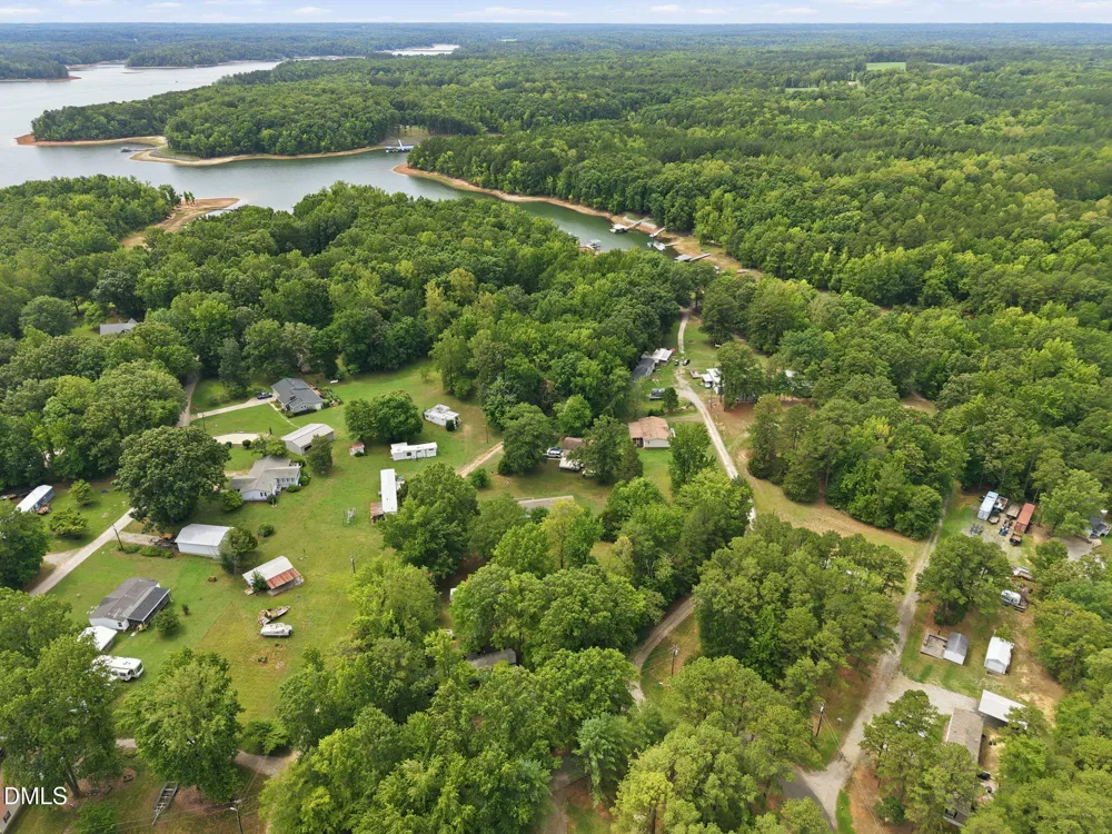 95 Waters Edge Lane Henderson, NC 27537