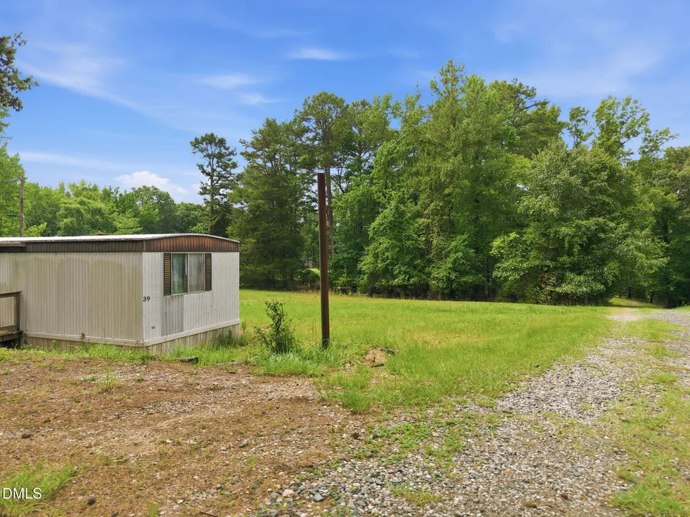 95 Waters Edge Lane Henderson, NC 27537