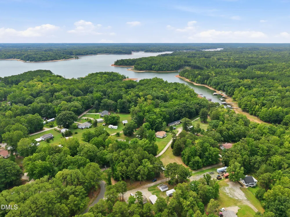 95 Waters Edge Lane Henderson, NC 27537