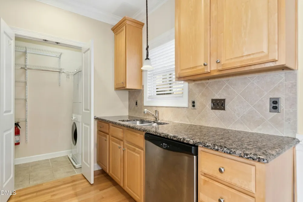 335 Rose Walk Lane Carrboro, NC 27510