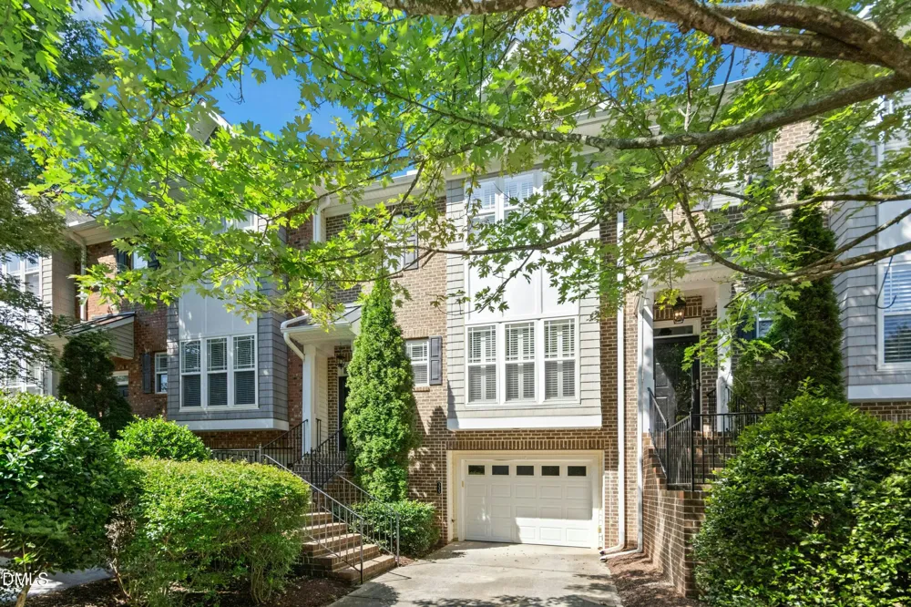 335 Rose Walk Lane Carrboro, NC 27510
