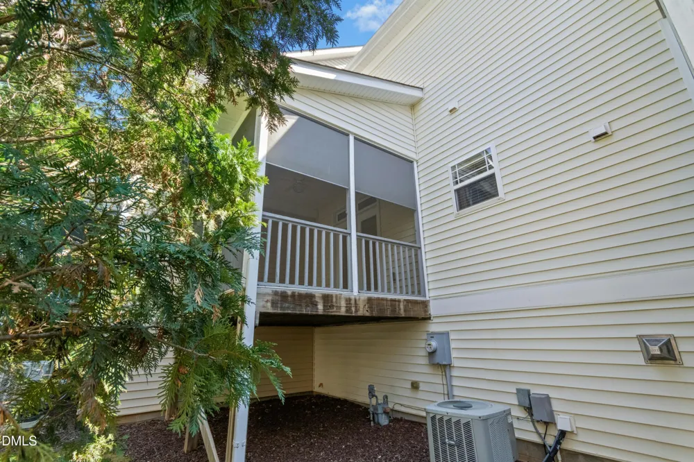 335 Rose Walk Lane Carrboro, NC 27510
