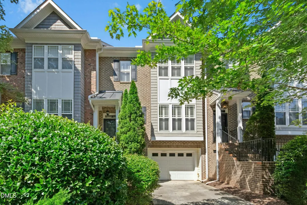 335 Rose Walk Lane Carrboro, NC 27510