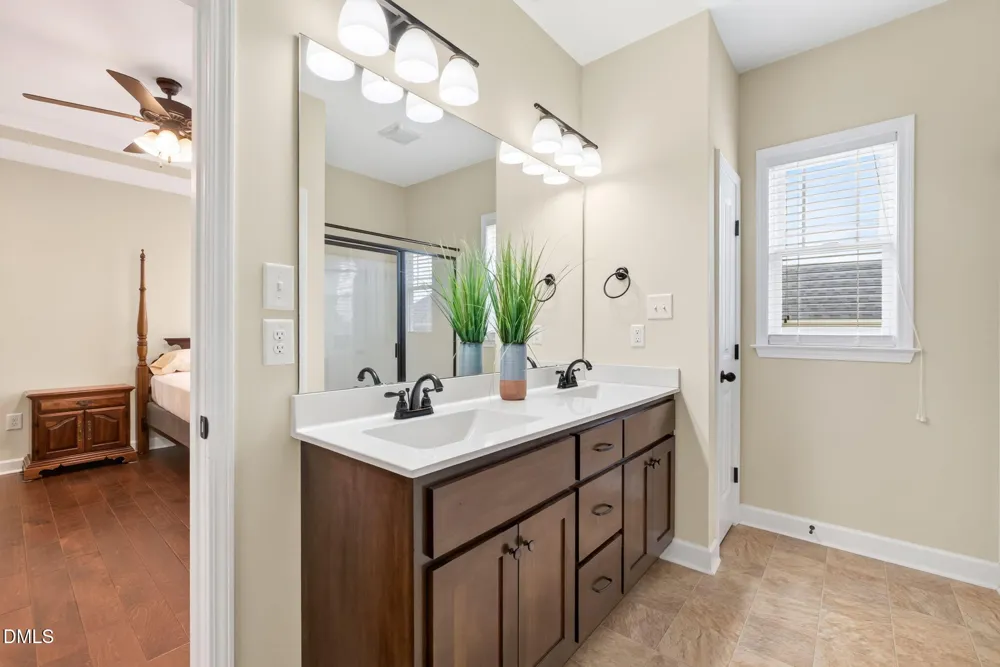156 Clipper Lane Smithfield, NC 27577