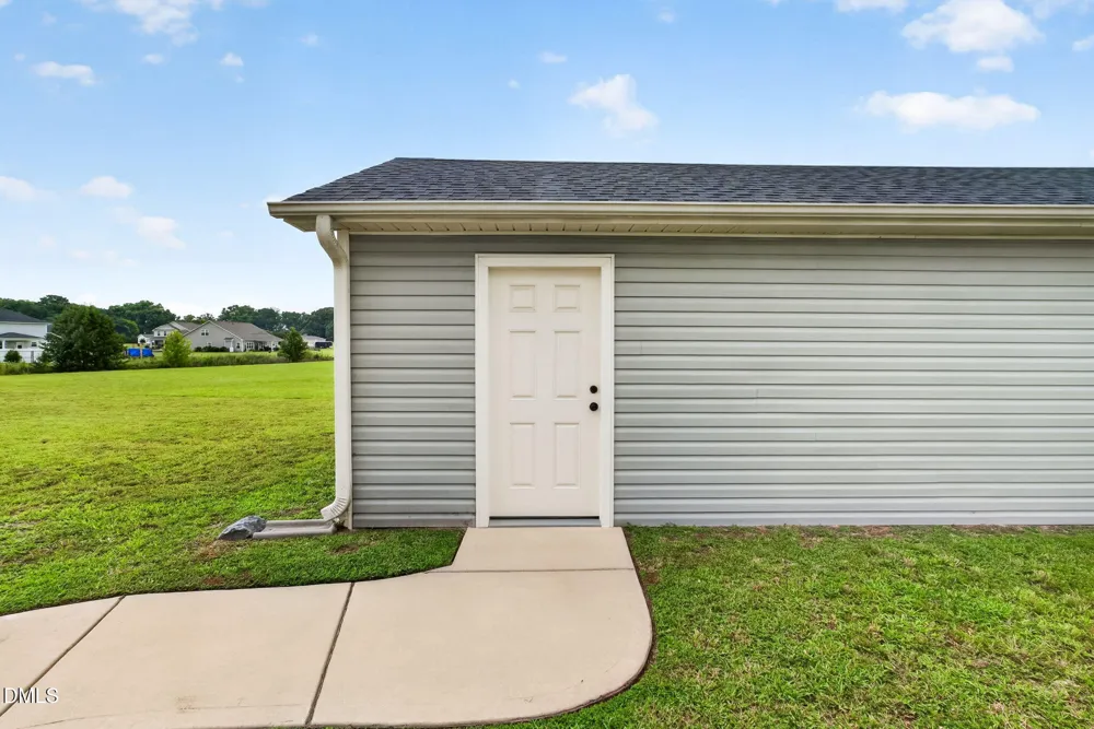 156 Clipper Lane Smithfield, NC 27577