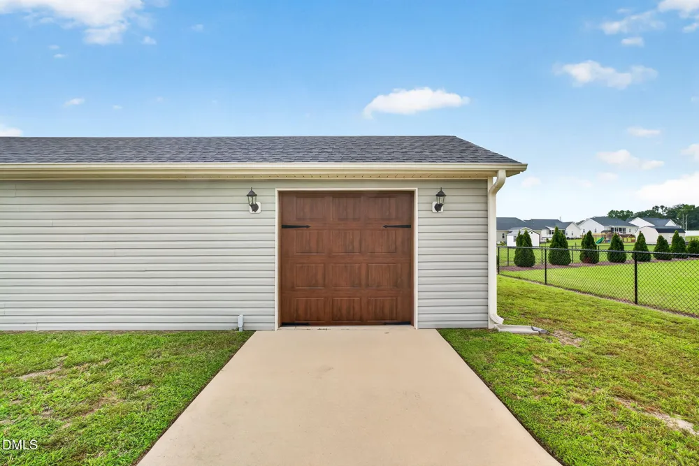 156 Clipper Lane Smithfield, NC 27577