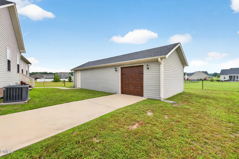 156 Clipper Lane Smithfield, NC 27577