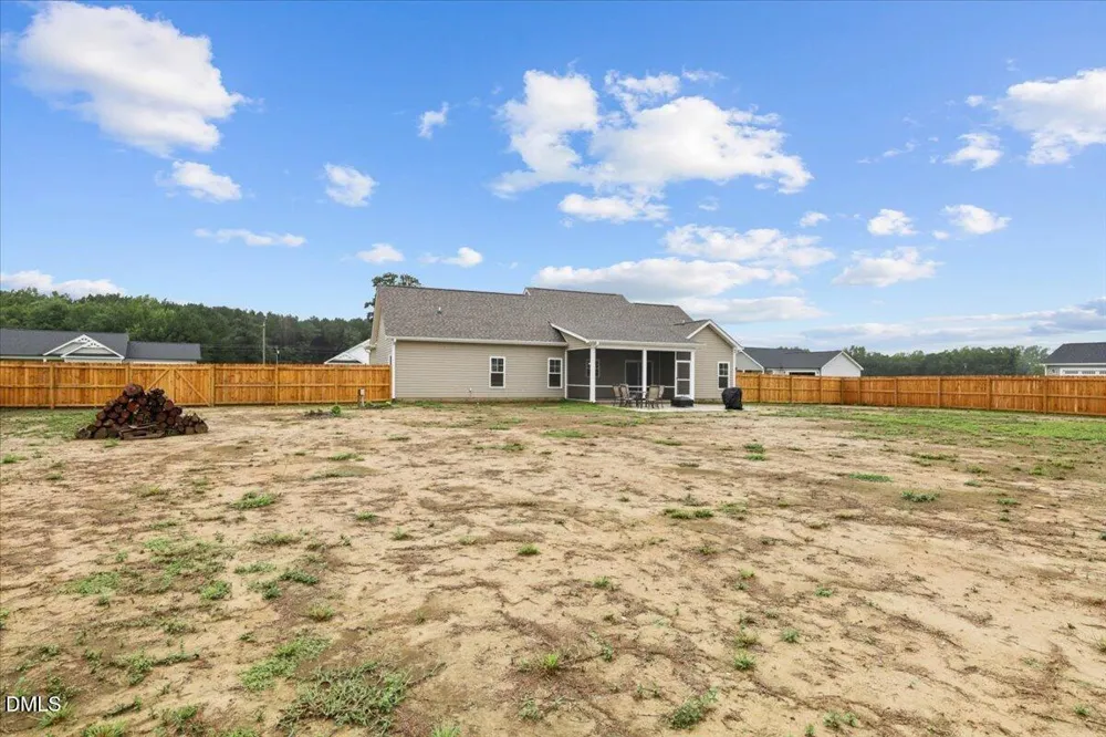 21 Oakbridge Way Princeton, NC 27569