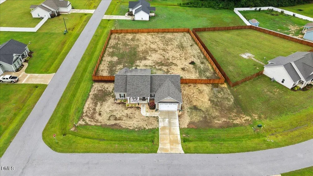 21 Oakbridge Way Princeton, NC 27569
