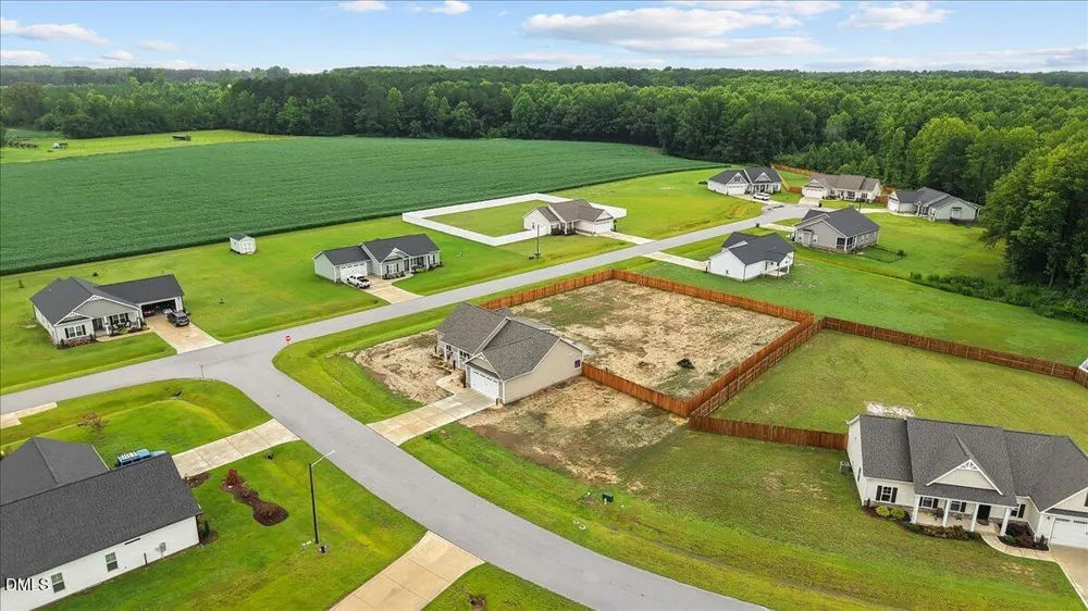 21 Oakbridge Way Princeton, NC 27569