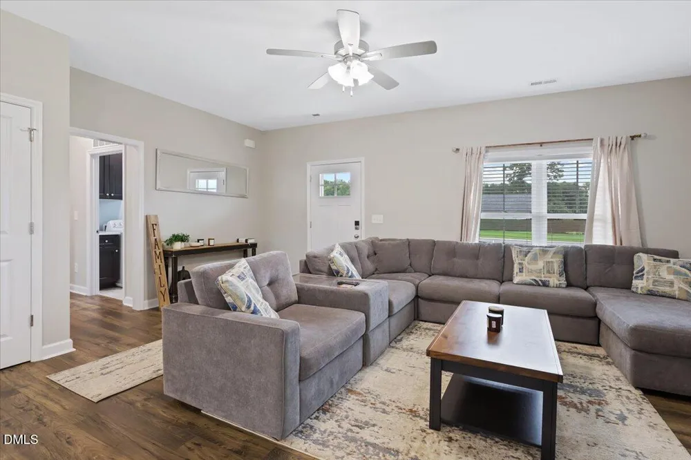 21 Oakbridge Way Princeton, NC 27569