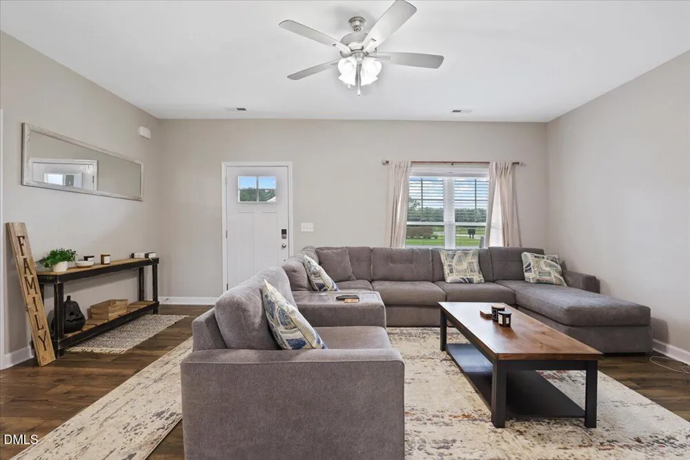 21 Oakbridge Way Princeton, NC 27569