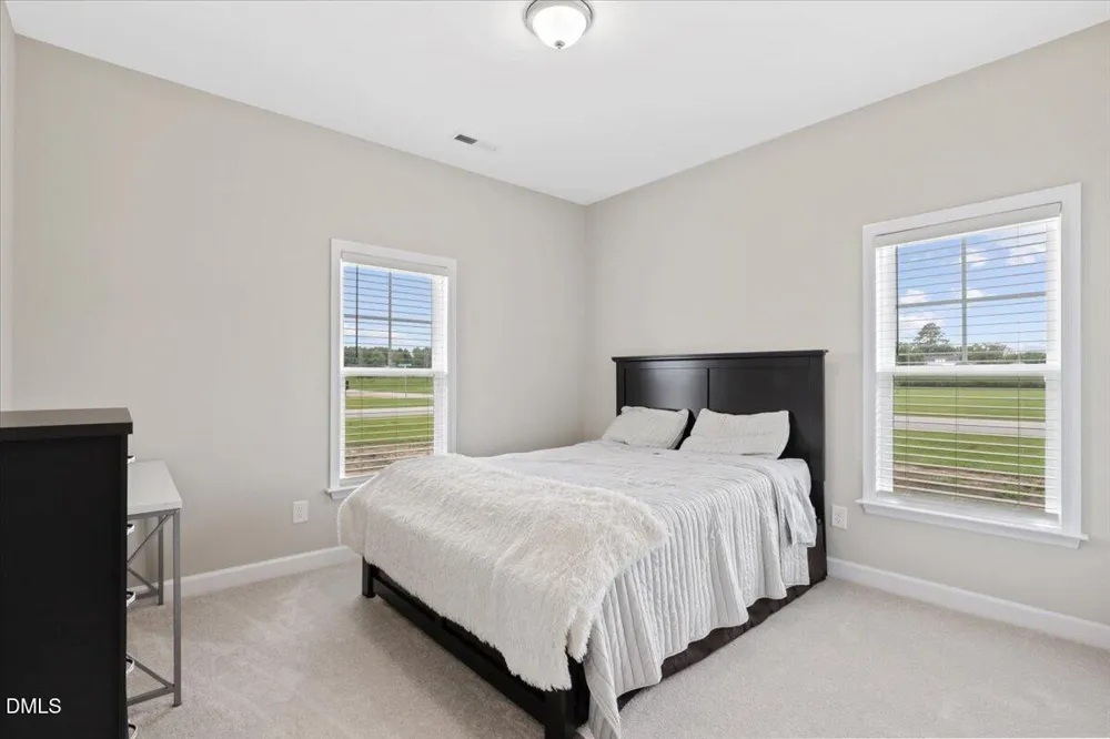 21 Oakbridge Way Princeton, NC 27569