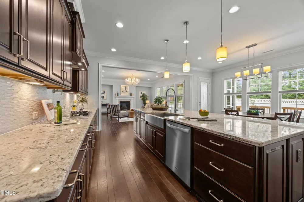 440 Creekhurst Place Cary, NC 27519