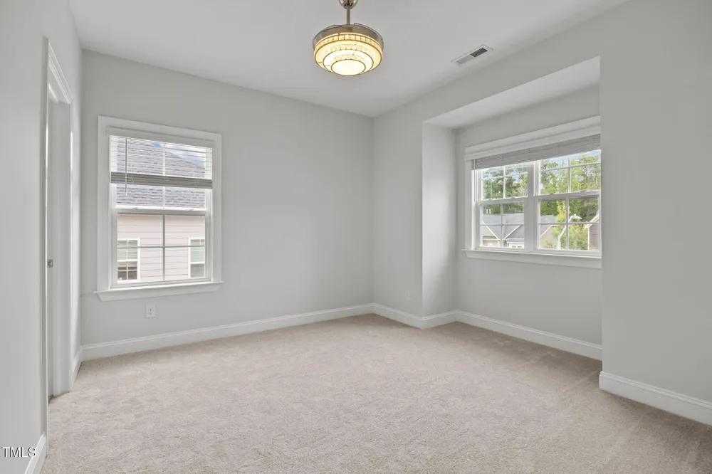 440 Creekhurst Place Cary, NC 27519