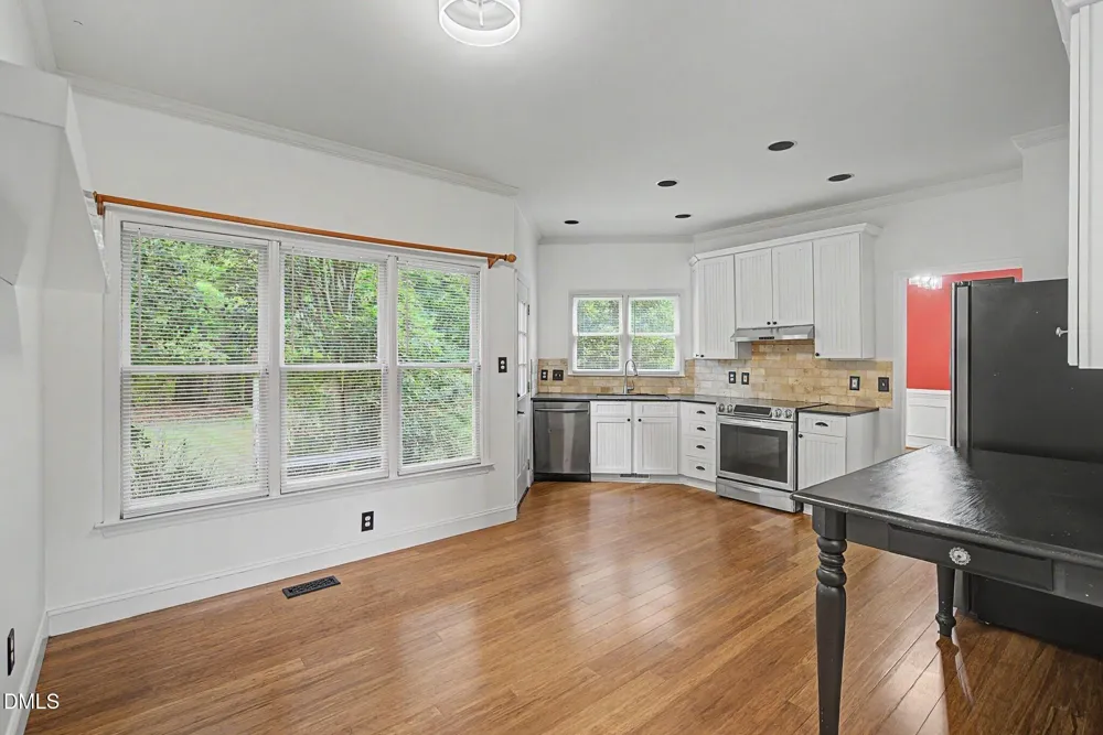 102 Powder Mill Court Cary, NC 27518