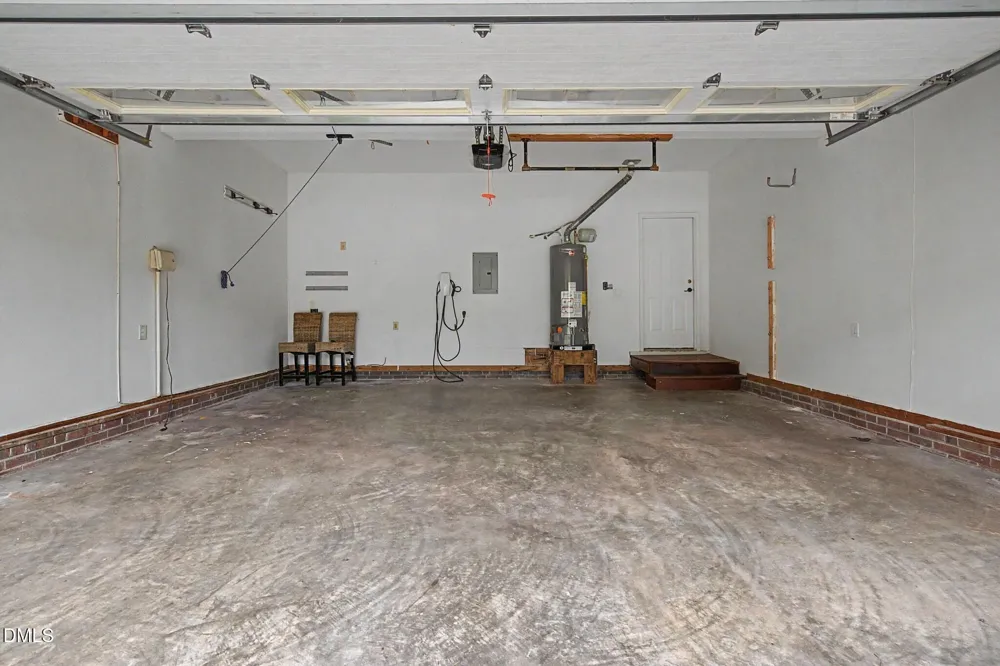 102 Powder Mill Court Cary, NC 27518