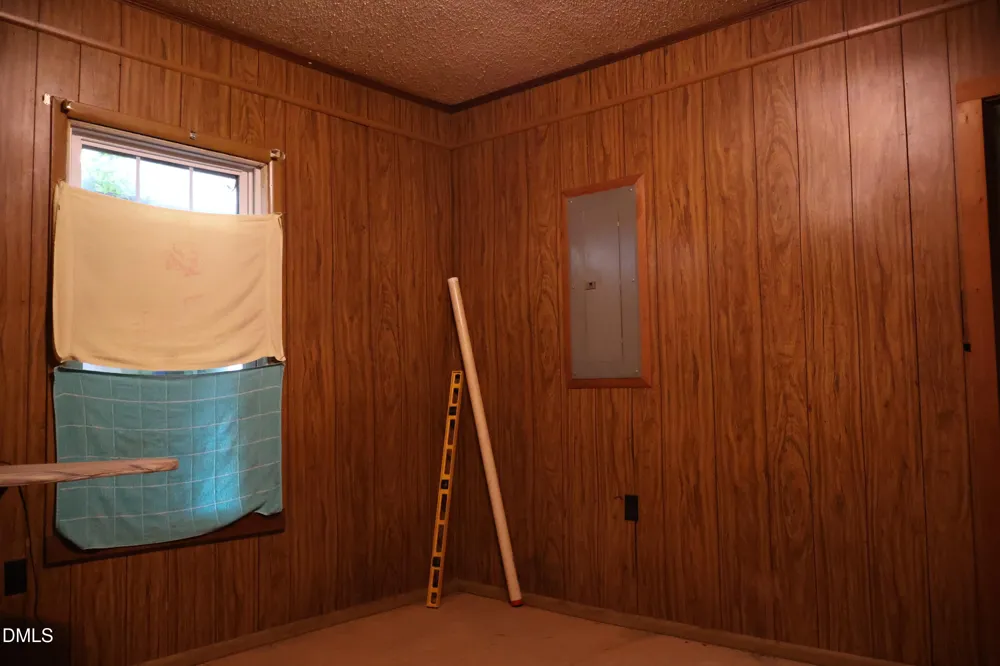 106 3rd Street Erwin, NC 28339