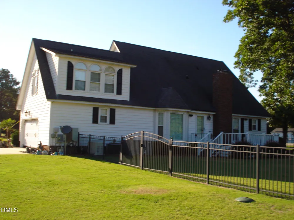41 Sandy Ridge Road Dunn, NC 28334