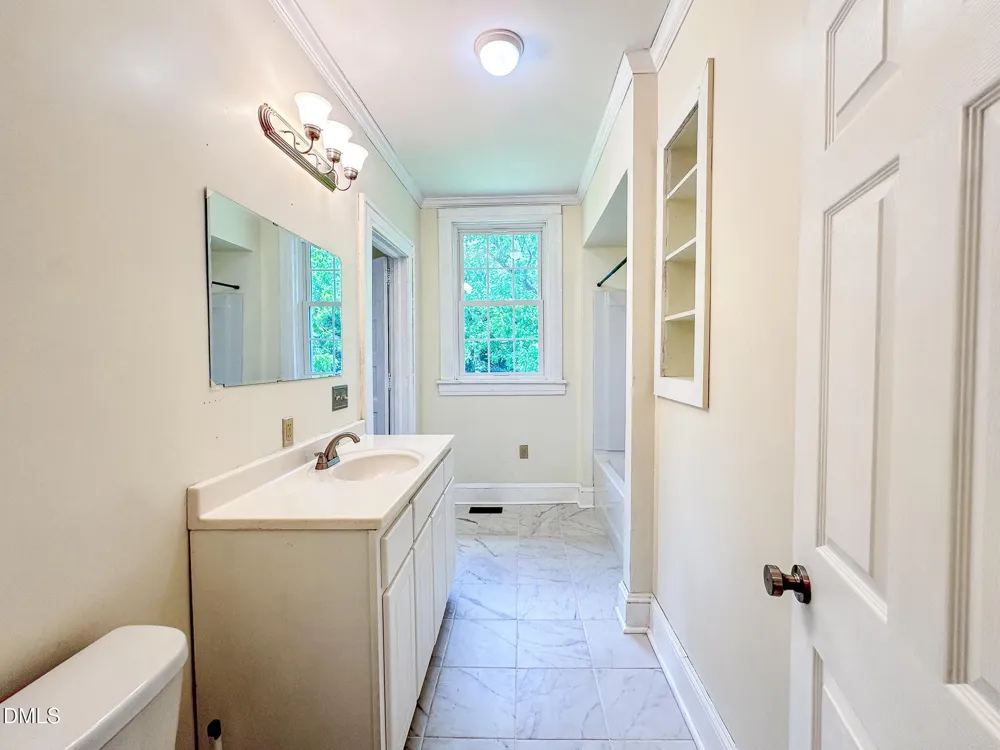328 Main Street Warrenton, NC 27589