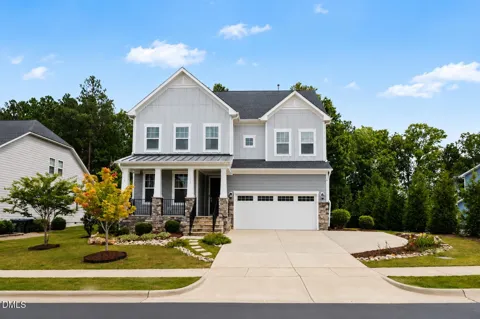 138 Legacy Falls Drive S