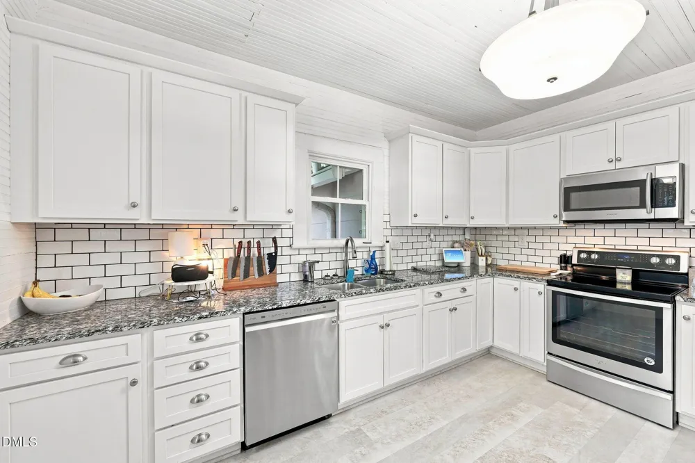 4122 S Nc 62 Highway Burlington, NC 27215