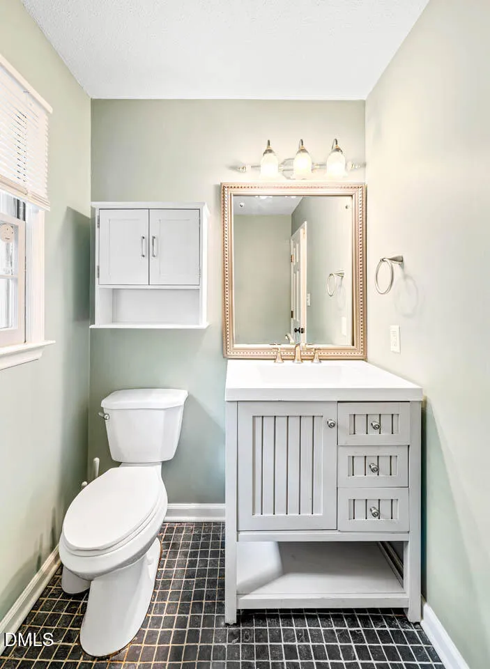1931 Fountain Ridge Road Chapel Hill, NC 27517