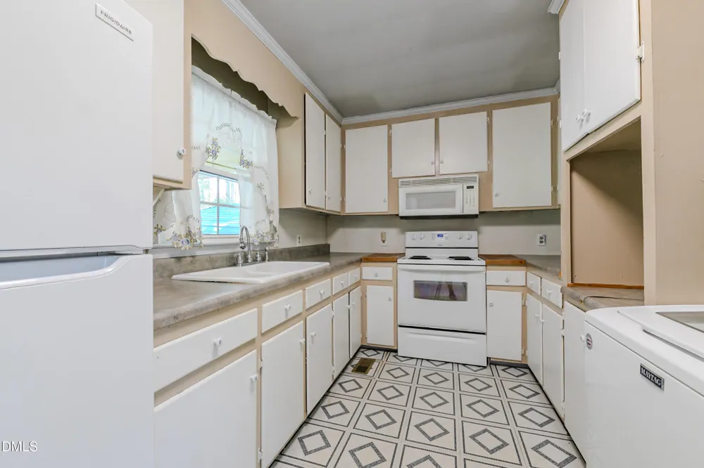 1751 Mountain Creek Road Oxford, NC 27565