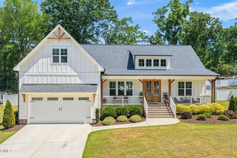 462 Lambert Lane