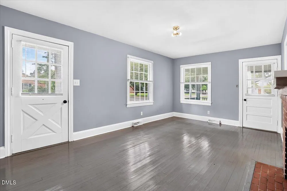 1001 S 2nd Street Smithfield, NC 27577